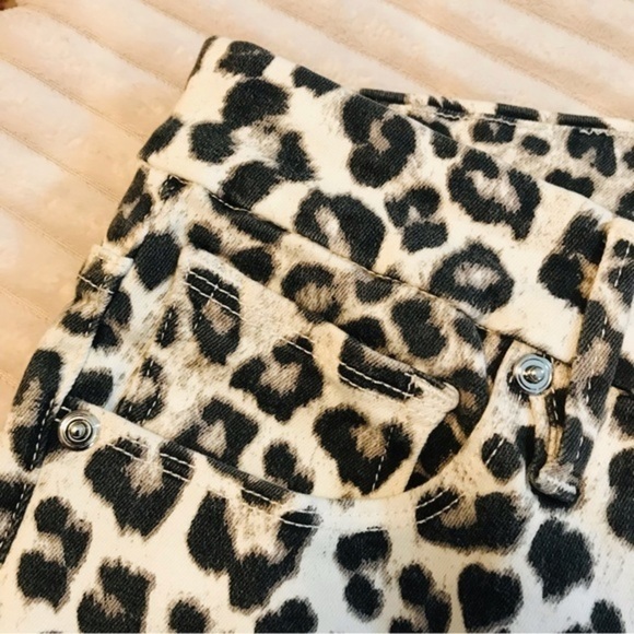 Good American Good Waist Crop Skinny Jeans White SNOW LEOPARD print size 8 29 - Picture 9 of 13